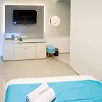 RedDoorz @ Bukit Palma Surabaya