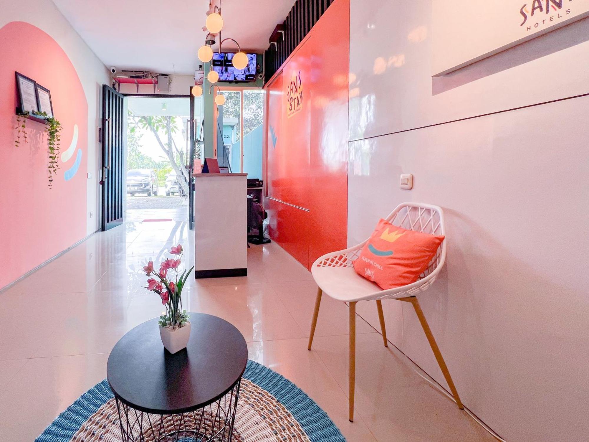 Reddoorz @ Bukit Palma Surabaya